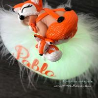 Bebe fimo avec son doudou renard - création bébé à offrir