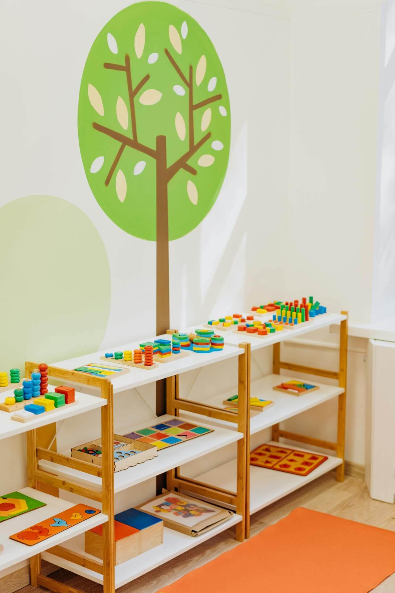 Jouets pour chambre montessori