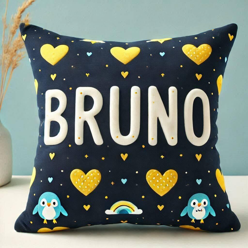 Le prenom bruno sur un coussin bleu nuit avec des coeurs jaunes 1