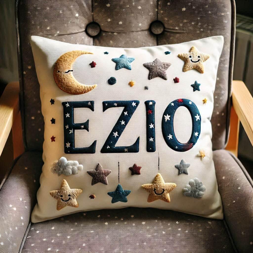 Le prenom ezio sur un coussin d enfant