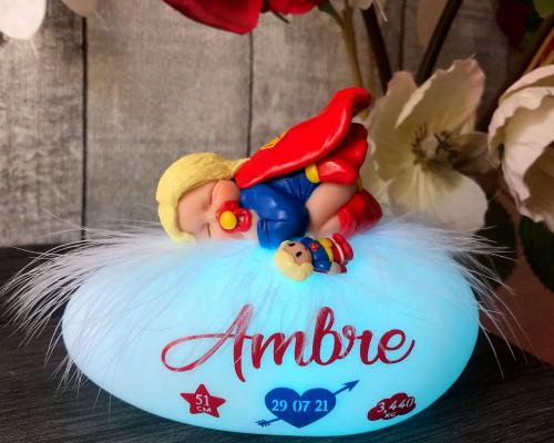 veilleuse doudou personnalise prenom modele supergirl